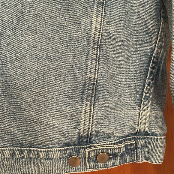 Vintage 90s Limited Collectible Pepsi Light Wash Denim Jacket - Picture 6 of 9